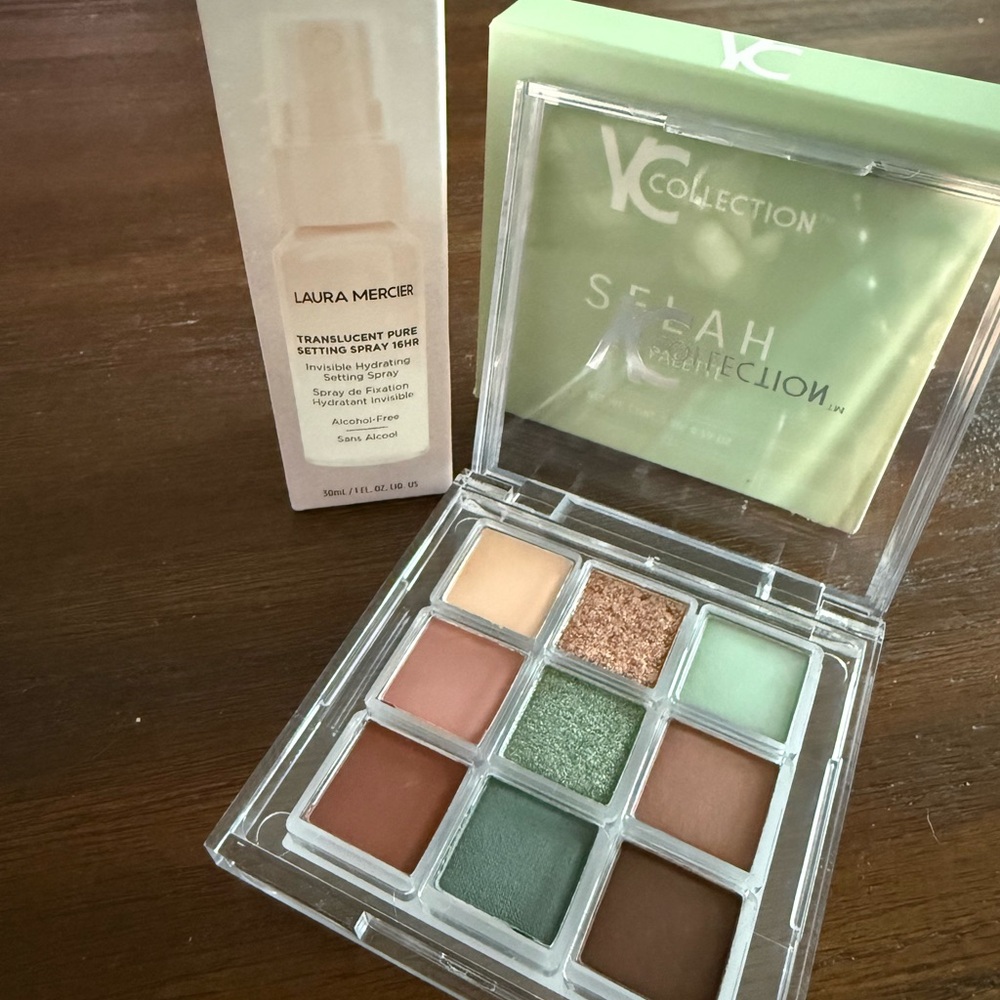 Makeup bundle - Picture 2 of 6